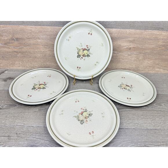 Royal Doulton England Lambethware Cornwall 10-3/8” Dinner Plates ~Set of 4 - Picture 1 of 7